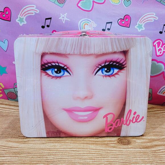 Barbie Metal Lunch Box 2009 Mattel Amscan Pink Tin Case with Handle New w/ Dent - Picture 1 of 8